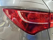 Driver Tail Light SWB Sport Incandescent Bulb Fits 13-16 SANTA FE 104683871