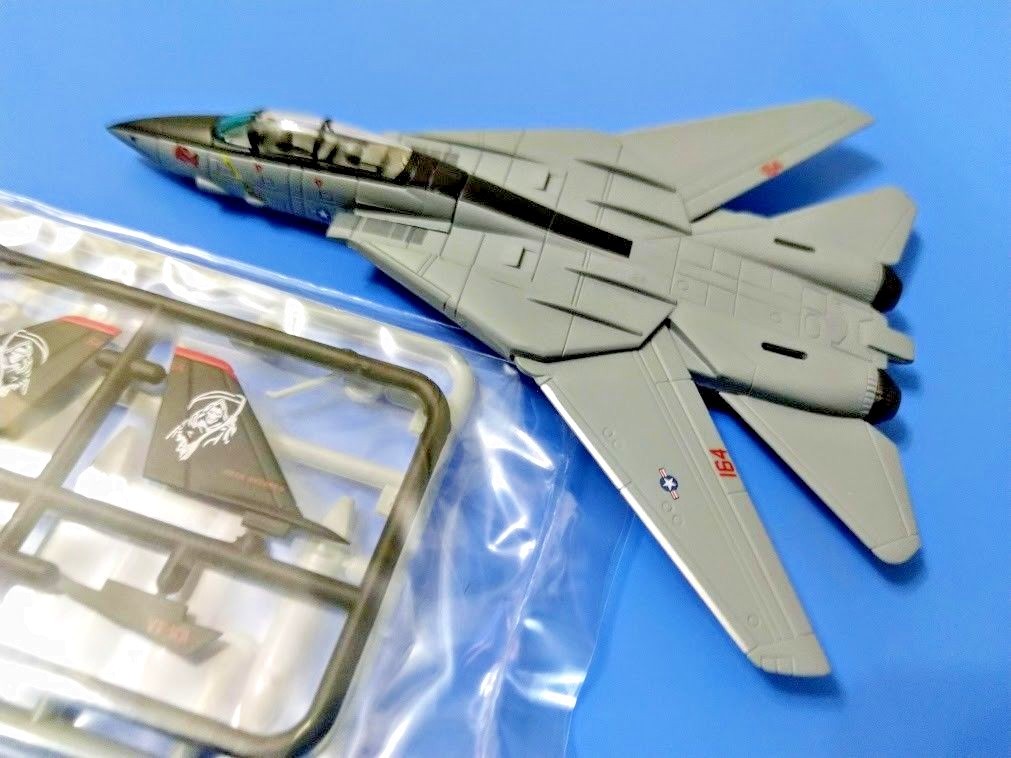 Doyusha 1/144 aircraft kit - 05 Grumman F-14 Tomcat fighter