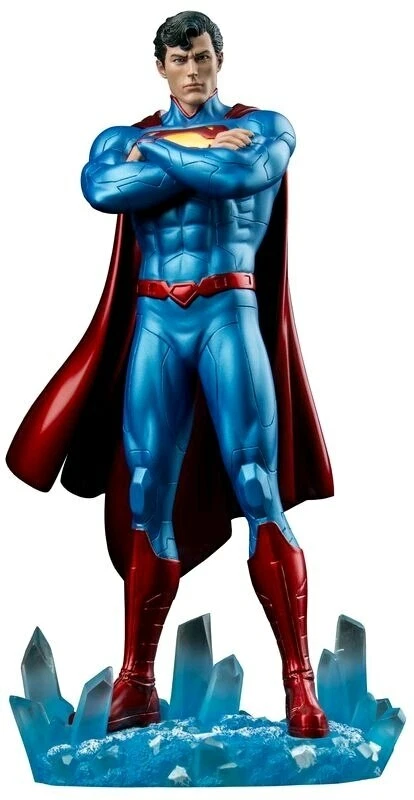 Superman New 52 Superman 1 6th Scale Limited Edition Statue IKO0754