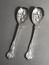 Viners KINGS Pattern - Fruit Berry Serving Spoons - Pair - Repoussé