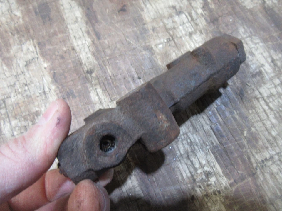 Chevrolet Camaro 1978 stock línea de freno porción válvula de control bloque montaje  Foto 4 de 4