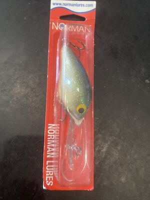 Norman Lures DD22 Black Back On Pearl Green Glitter