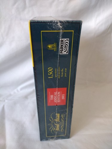 Trivial Pursuit The Annual Edition 1993 - VINTAGE - NEW & SEALED - Picture 3 of 4