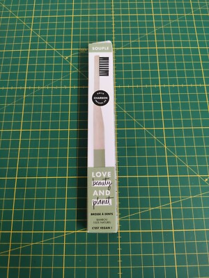 Love Beauty and Planet Zahnbürste bambus