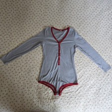 Women s Solid Gray Bodysuit Red Trim Long Sleeve Snap-Button Front Size S