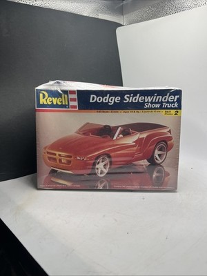 REVELL DODGE SIDEWINDER SHOW PICKUP TRUCK MODEL KIT 1:25 85-7662