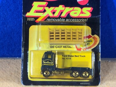 O9-25 HOT WHEELS EXTRAS - FORD STAKE BED TRUCK - #4018 - 1983