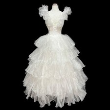 Vintage White Flower O Neck Beading Crystal Ruffles Sleeveles Wedding Dresses  