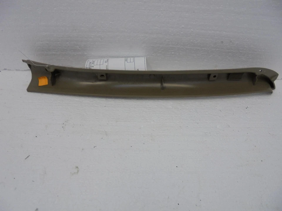 Chevy Blazer Puerta Trasera Izquierda Ventana Adelante Decoración Beige GMC Jimmy 15676799  Foto 3 de 4