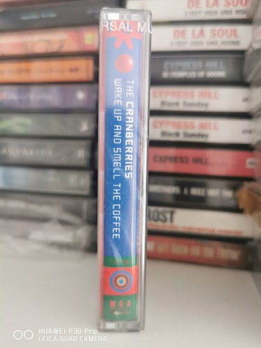 The Cranberries Wake Up And Smell The Coffee FACTORY SEALED CASSETTE *bonus trac - Picture 2 of 7