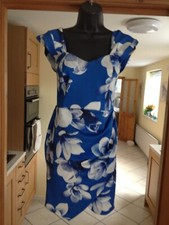 Abito body blu floreale taglia UK 10 BOOHOO