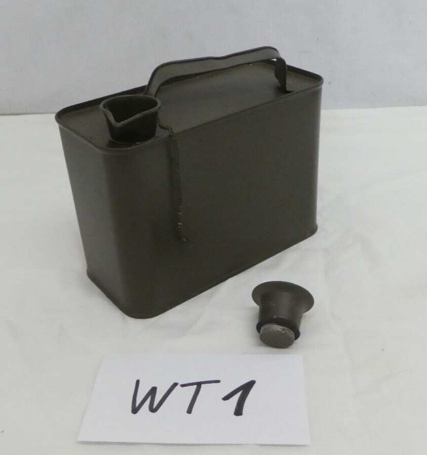 1x bidón de aceite de 1,3 L embudo salida apertura chapa de acero ex Bundeswehr (WT)