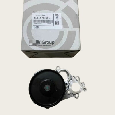 えん① OEM 11518482251 Engine Water Pump for BMW X5 X7 G12 G38 G15 G05