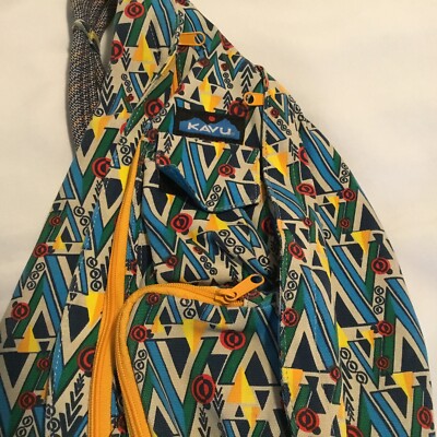 Kavu Rope Sling Bag Back Pack Multicolor Geometric Design  display picture 2