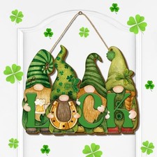 St. Patrick's Day Gnome Wreaths Sign Wooden Front 15.24 x 11.81 Inch Ireland