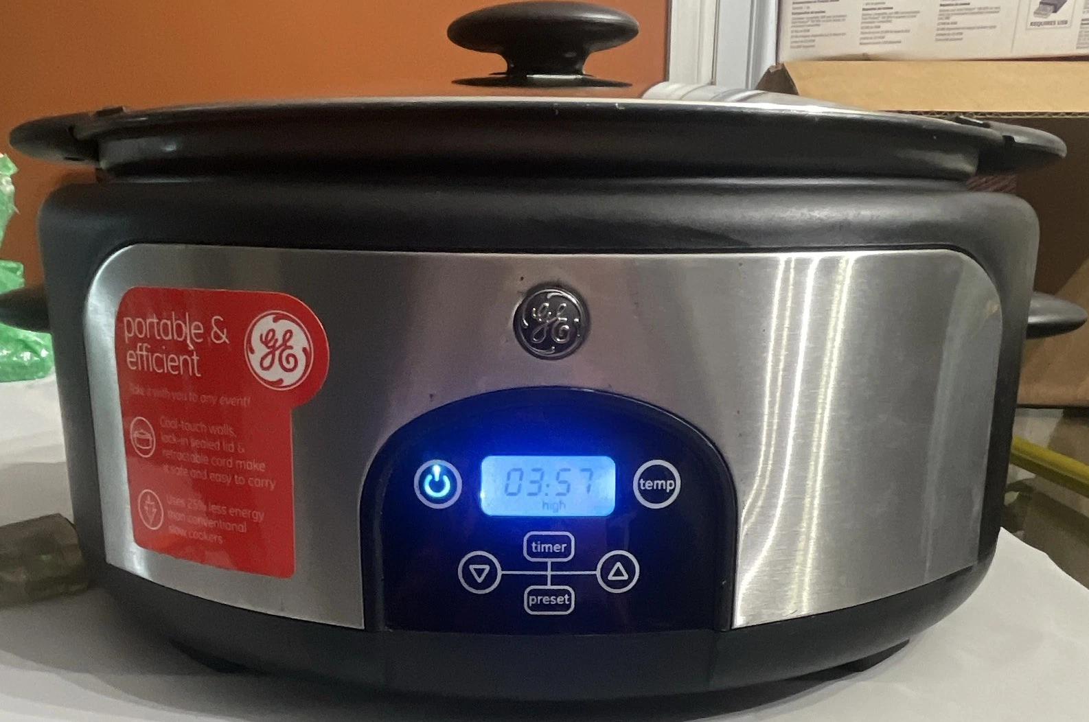 GE 169084 Digital Slow Cooker 4 Qt Black Stainless Steel Cool-Touch Timer
Opens in a new window or t