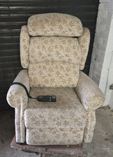 Mobility Armchair, Riser, Recliner, Footrest, Electric Controller. Collect M13.