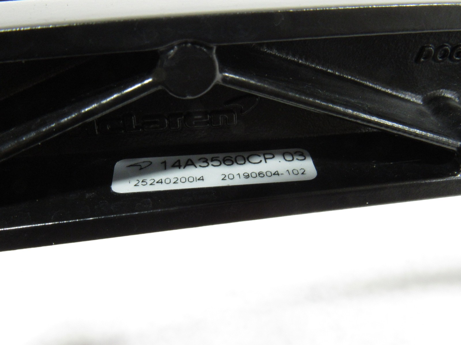 17-20 Mclaren 720S 720 2020 Front Windshield Wiper Arm Set Pair 2 PCS ;