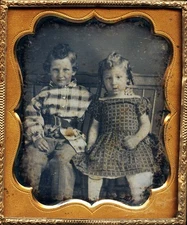 Beautiful 6th Plate Dag of Girl & Boy Holding Hands, Full Case #29