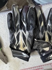 Nike Vapor Jet 4.0 Black Football Gloves size Youth Large