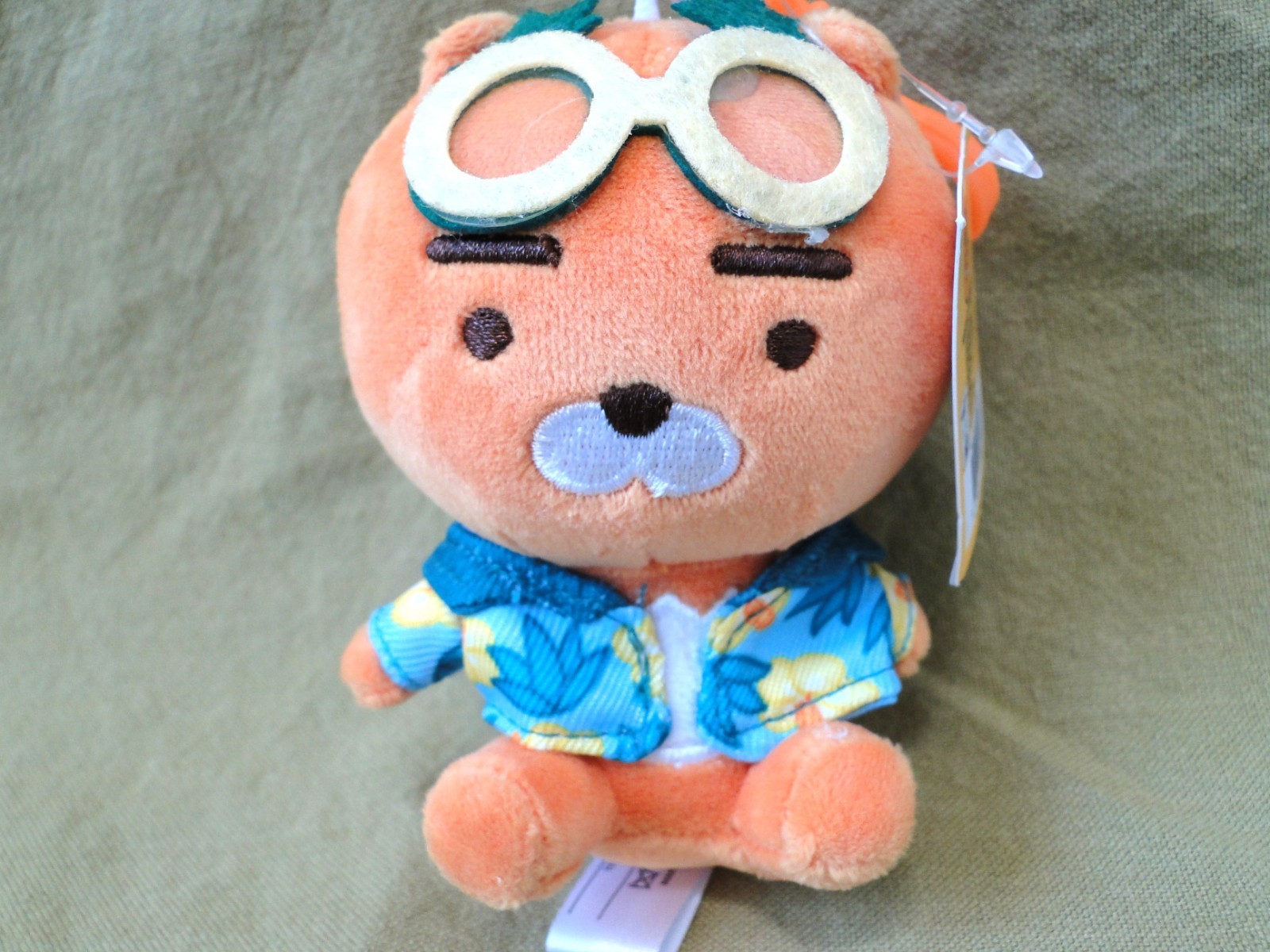 Kakao Friends: Hawaii Ryan Keychain Plush