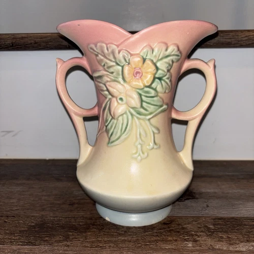 Vintage Hull Art Pottery Wild Flower Matte Vase #W-6 7 1/2" USA