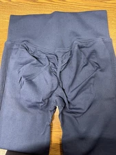 Halara Seamless Flow High Waisted SCRUNCHED Plain Leggings Size M BLUE NEW