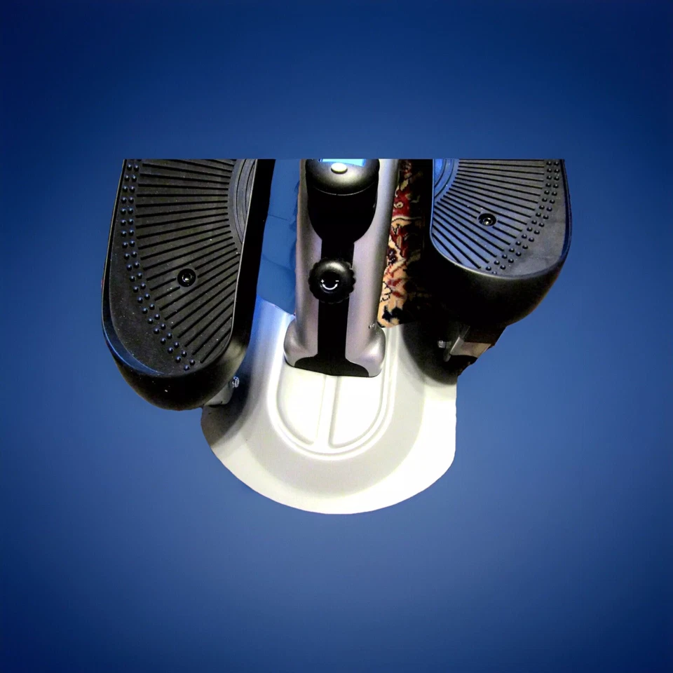 STAMINA InMOTION E1000 COMPACT ELIPTICAL MACHINE 55-1610 CARDIO NEW OPEN-BOX - Image 3 of 4