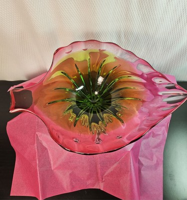 VTG 1960s MCM Leaf Shaped Art Glass Pedestal Centerpiece Large Bowl Pink Green