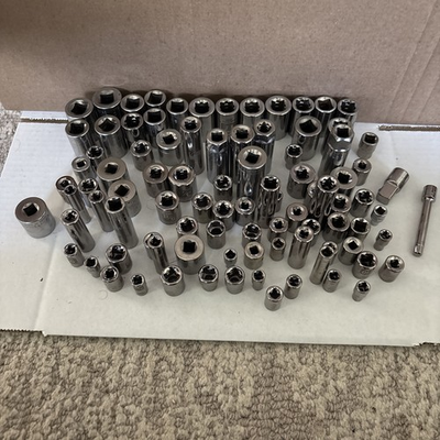 #ad Huge Lot Of Craftsman Sockets 1 2quot; 3 8quot; 1 4quot; Mixed $60.00