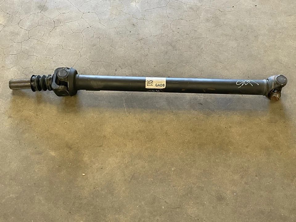 Hélice de eje de transmisión delantero Cadillac Escalade ESV 15-20 4X4 1475 OEM Foto 4 de 4