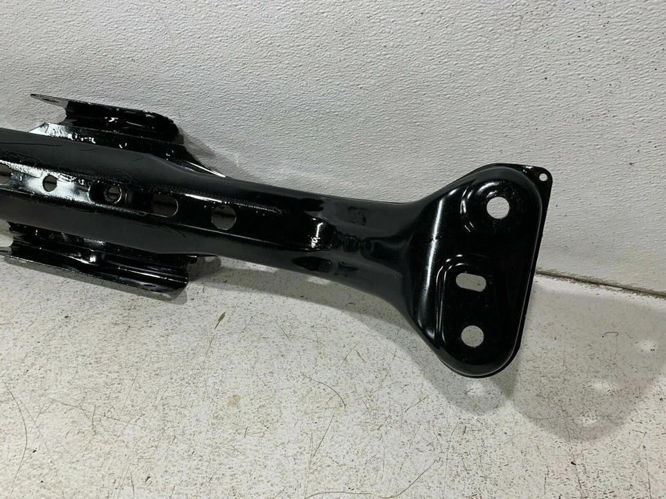 Saturn SC2 SL2 SW2 1991-2002 travesaño trasero travesaño subchasis 1,9 DOHC fabricante de equipos originales Foto 4 de 4