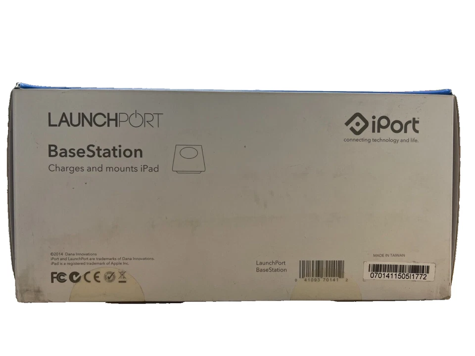 iPort LaunchPort iPad Wireless Charging System Base Station & AC Adapter Silver - Image 3 of 3