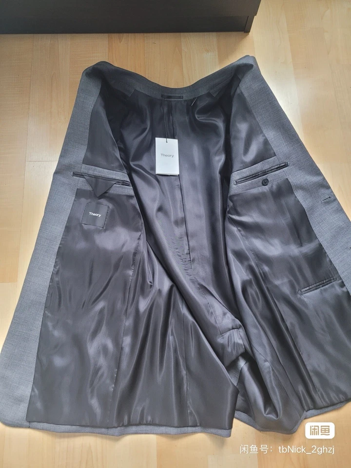 $895 Theory Charcoal Gray 2 Piece Suit Wool Blend Jacket 44L Trousers 36 - Image 3 of 4