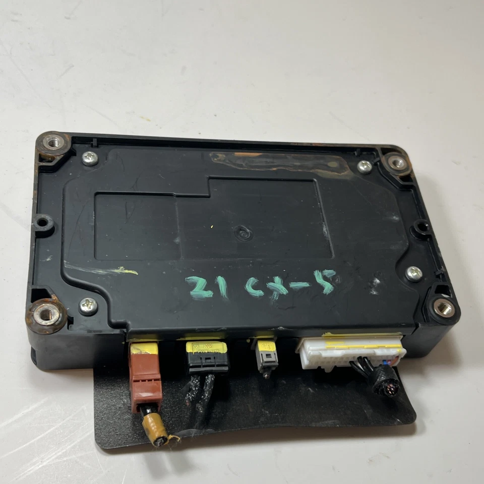 Módulo de control de comunicación telemática Mazda CX-5 2021 KJK967CMYJ OEM Foto 4 de 4