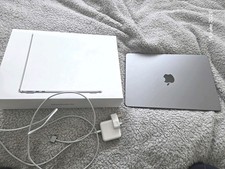 Apple MacBook Air M3 / 16GB / 256GB / Space Grey / AppleCare+ Dec 2027