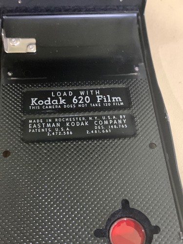 Vintage Kodak Tourist II Film Camera With Flash Holder + Owner Manual + Bag VGC - Picture 14 of 24