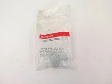 Honeywell RP670A 1001 1 Pneumatic Switching Relay SPDT Common Port 7