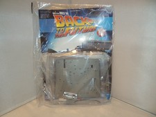 EAGLEMOSS  BUILD THE BACK TO THE FUTURE DELOREAN ISSUE 111 PART & MAGAZINE