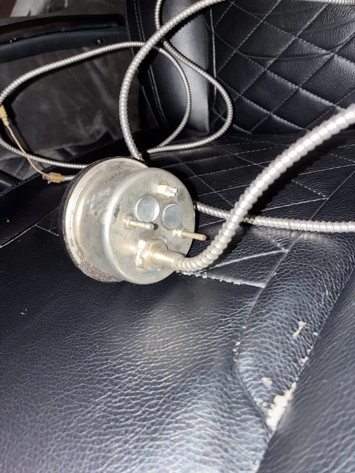 HKS 60mm Gauge Set – Boost, Oil Temp & Oil Pressure – Vintage JDM White Face - Image 2 of 4