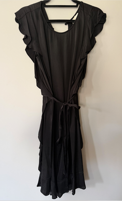 graham and spencer silk dress MAREN SILK VELVET HALTER DRESS