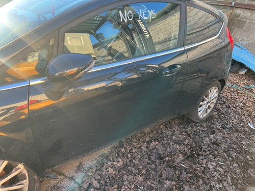 ford fiesta mk7 3 door passenger door - Picture 3 of 3