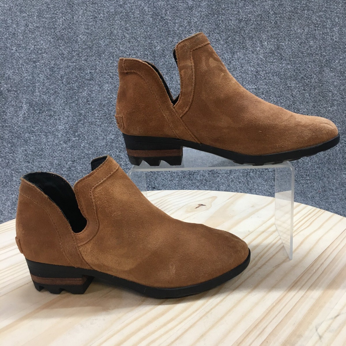 Sorel Boots Womens 6 Lolla Cut Out Bootie Brown Suede Pull  display picture 1