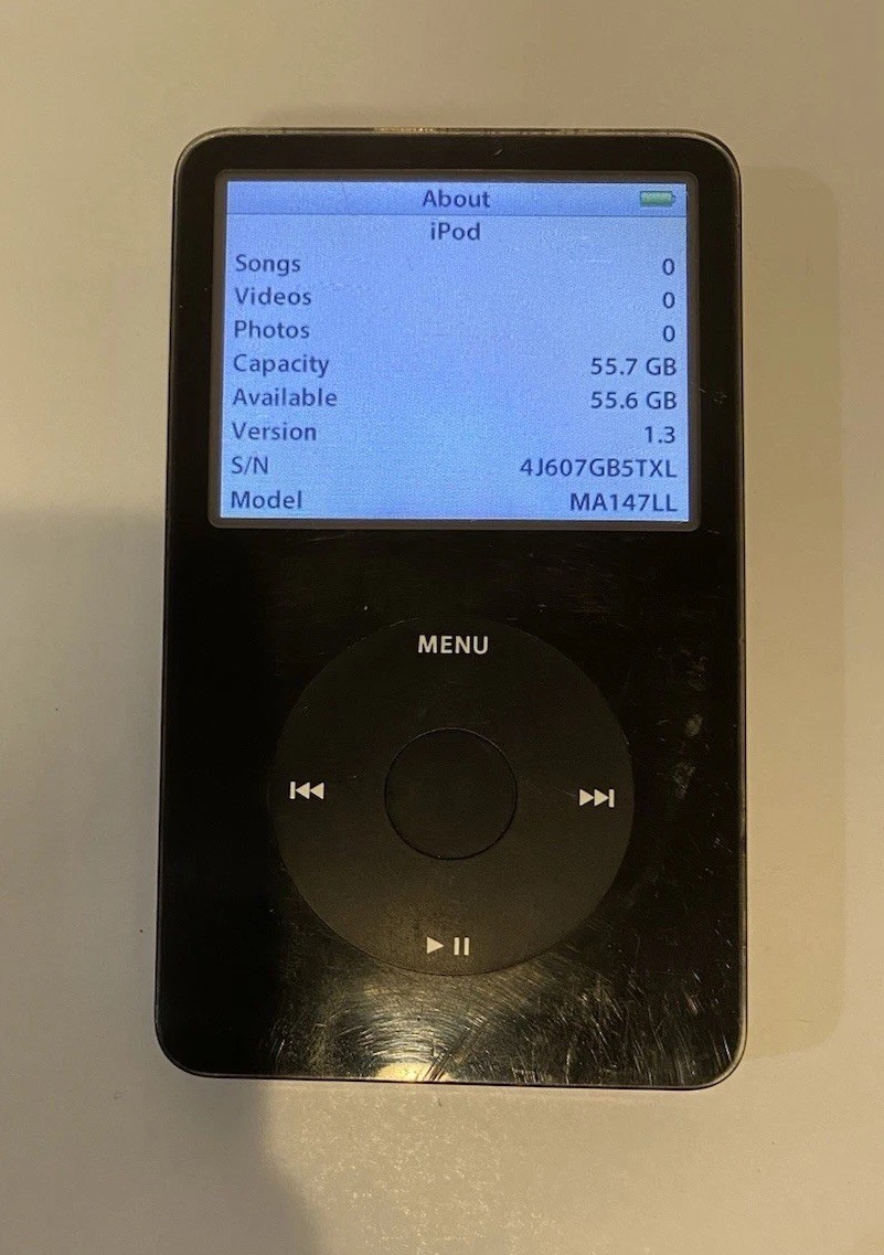 Apple iPod classic 5th Generation Black (60 GB) with New Battery