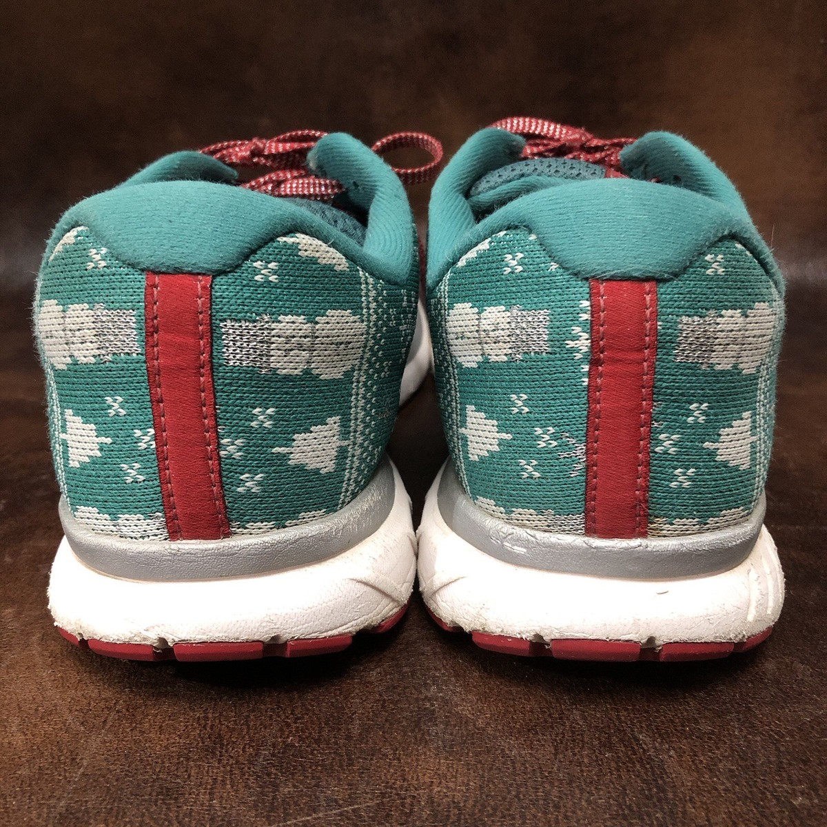 Brooks Revel 3 Run Merry Christmas Running Shoes Mens 9.5 
