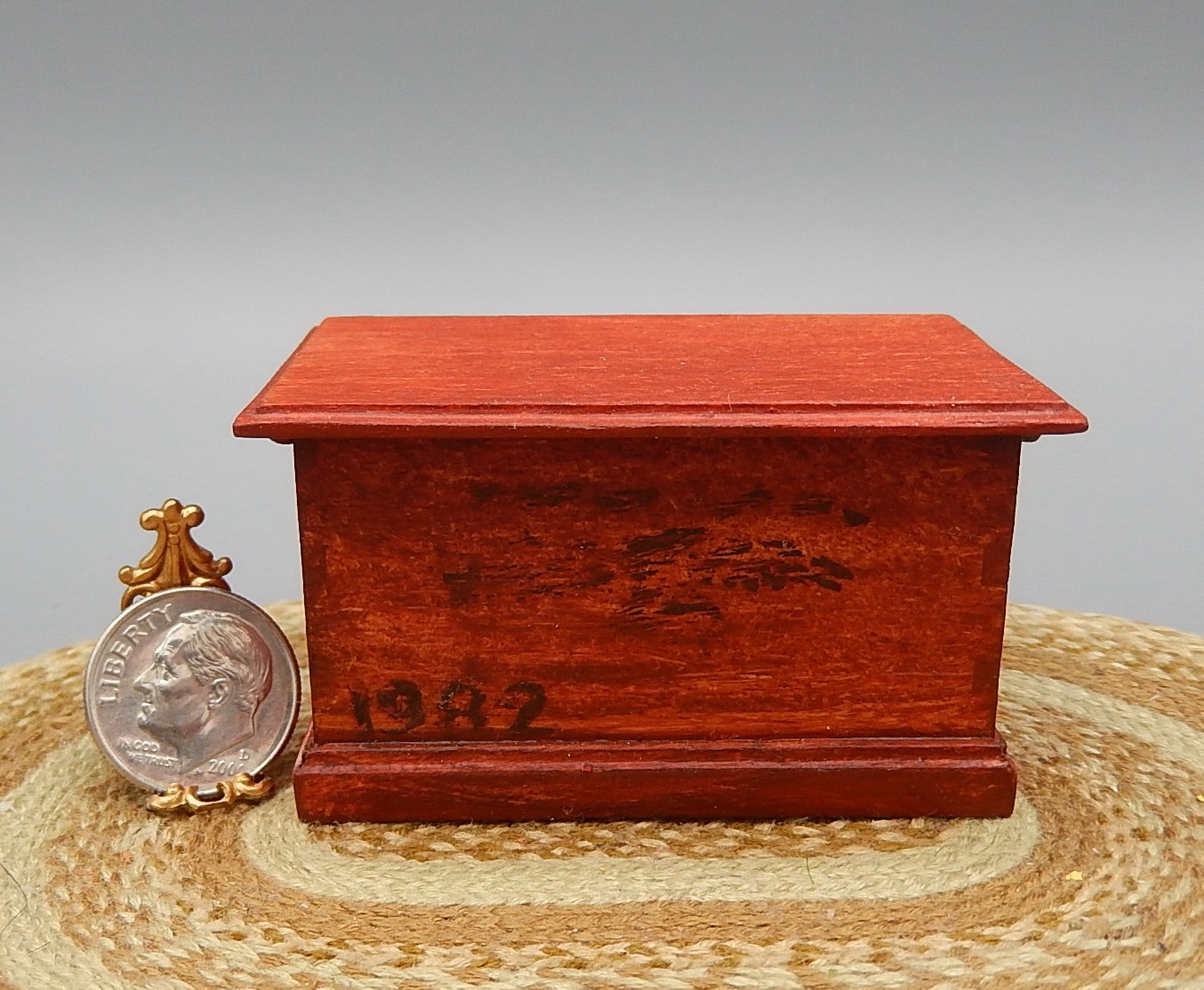 Vintage Don Perkins Early American Chest No 1 Artisan Dollhouse Miniature 1:12