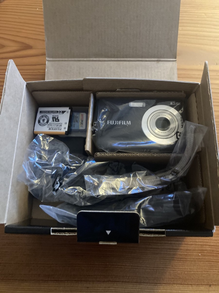 ✨美品✨FUJIFILM FINEPIX J10 ブラック Amazon.com : Fujifilm Finepix J10 8.2MP Digital Camera with