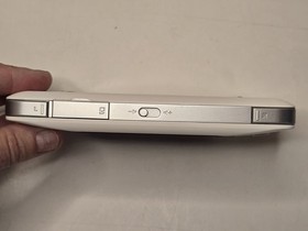 GPH CAANOO White Emulator Linux Handheld Console Very Rare WORKS W/ Cord