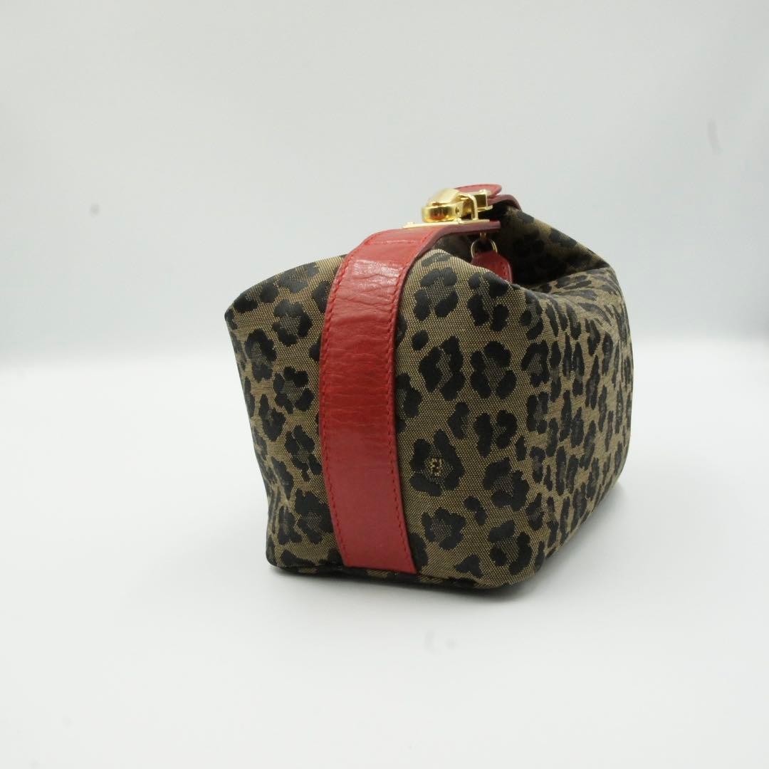 Excellent Condition FENDI Leopard Pattern Pouch H… - image 5