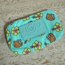 Aloha Collection x Hello Kitty DFS exclusive mini pouch